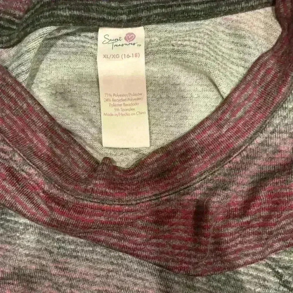 Women’s 2 Piece Outfit - Picture 6 of 8